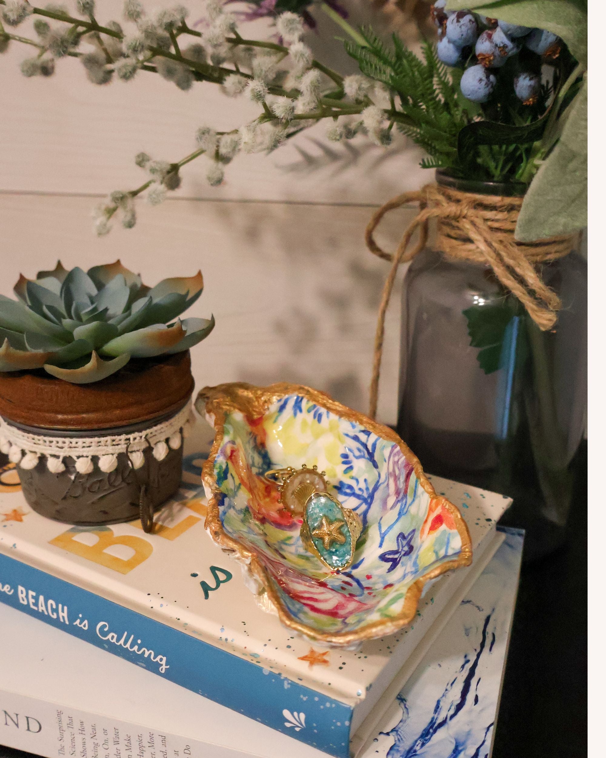 Dopamine Oyster Shell Jewelry Dish