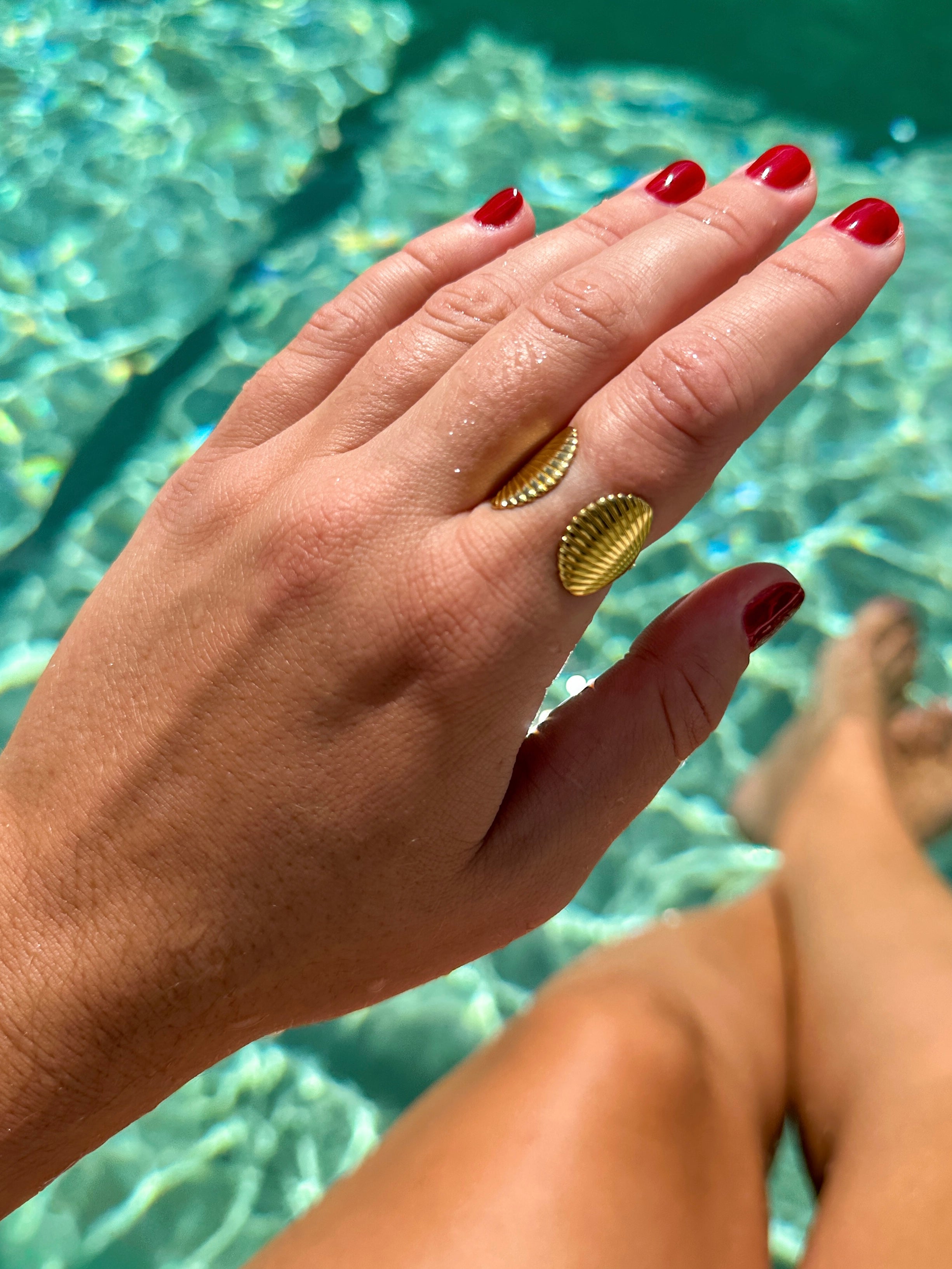 Shell Sisters Ring
